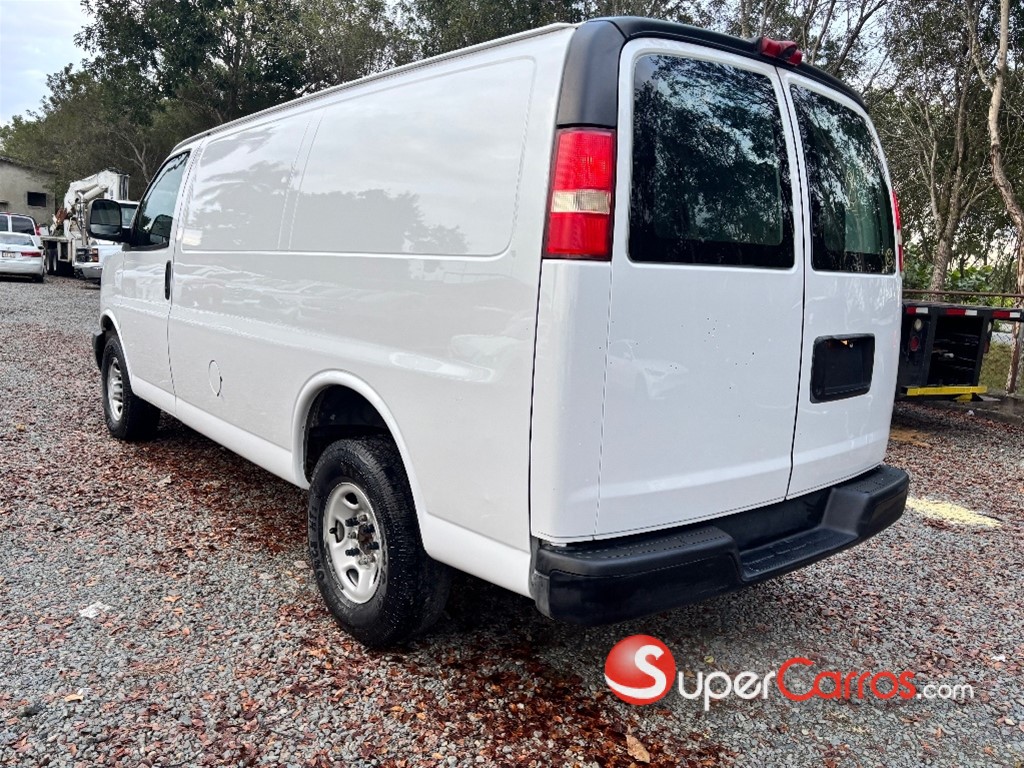 2016 Chevrolet Express G2500 — foto 5 / 9
