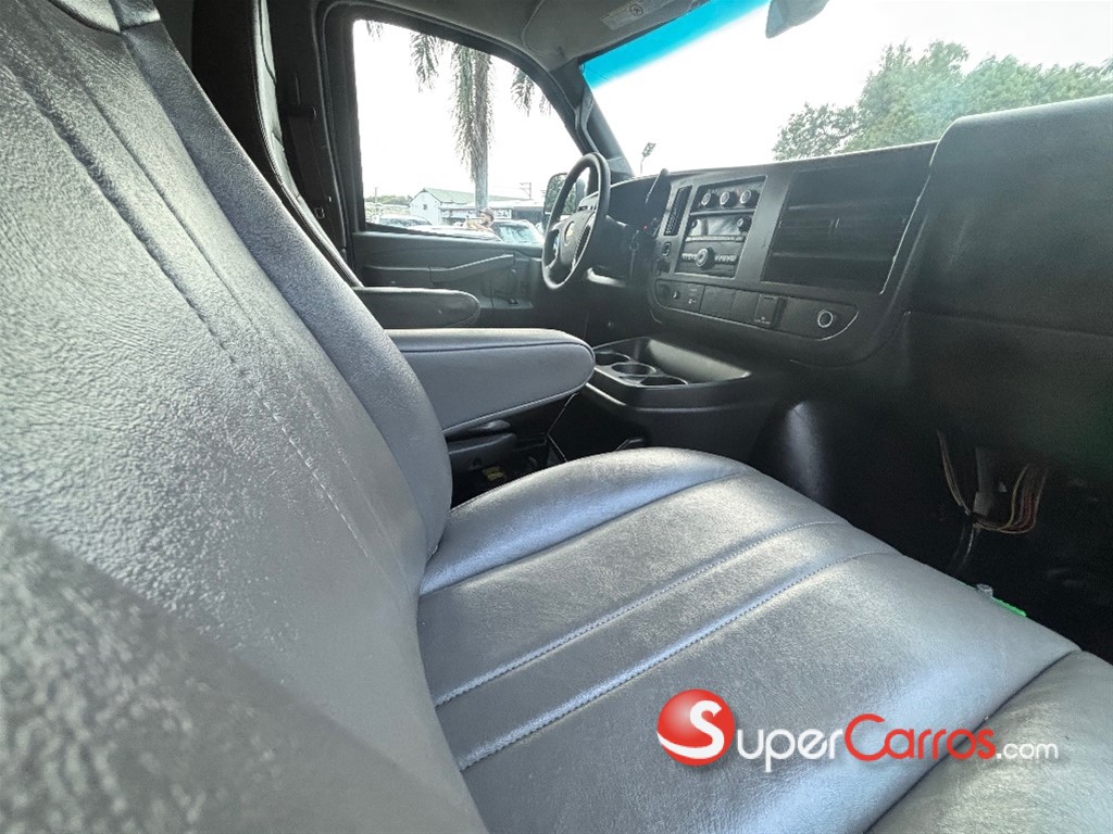 2016 Chevrolet Express G2500 — foto 9 / 9