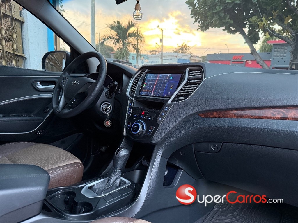 2016 Hyundai Santa Fe Limited — foto 7 / 11