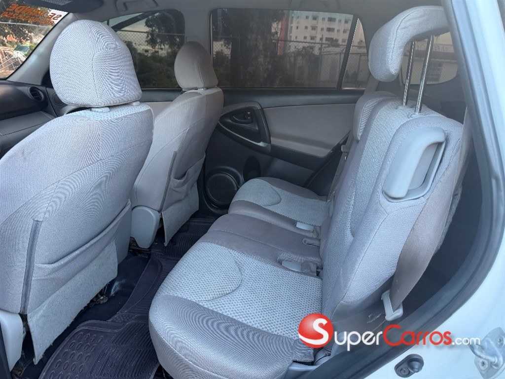 2006 Toyota RAV4 — foto 2 / 4