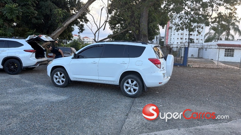 2006 Toyota RAV4 — foto 4 / 4