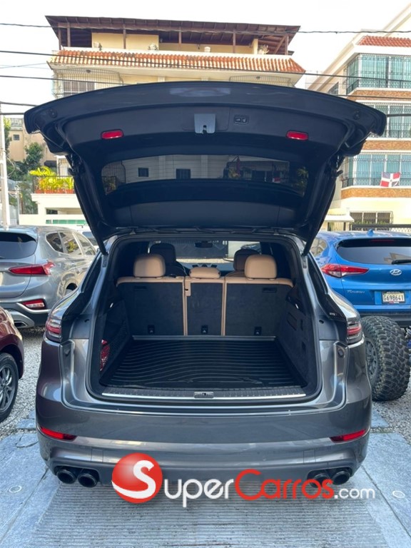 2019 Porsche Cayenne Turbo — foto 12 / 12