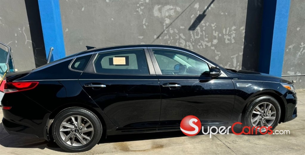 2020 Kia Optima — foto 2 / 12