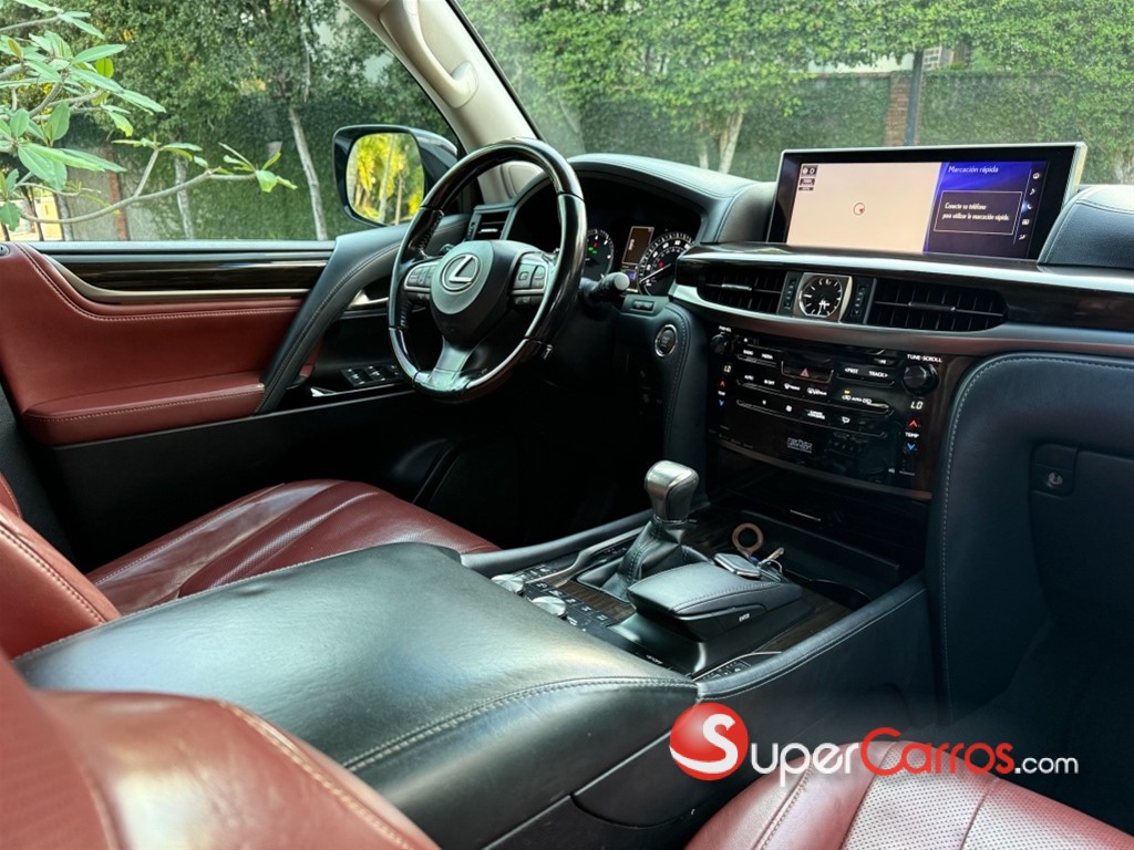 2018 Lexus LX 570 — foto 7 / 10