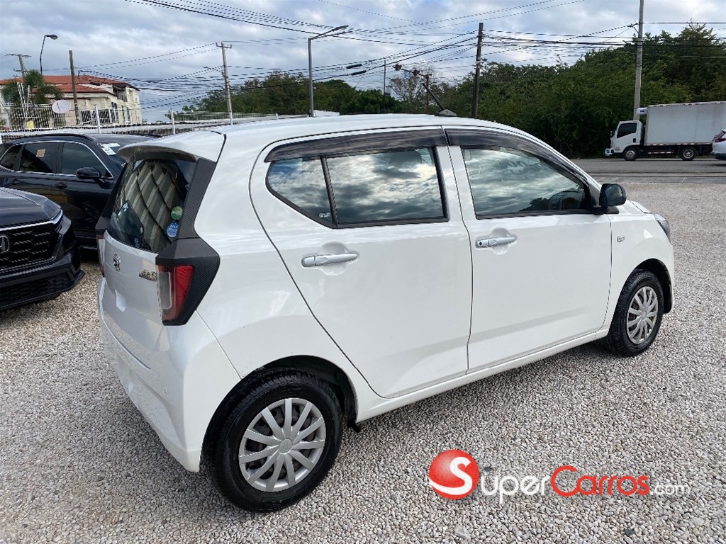 2021 Daihatsu Mira — foto 7 / 10