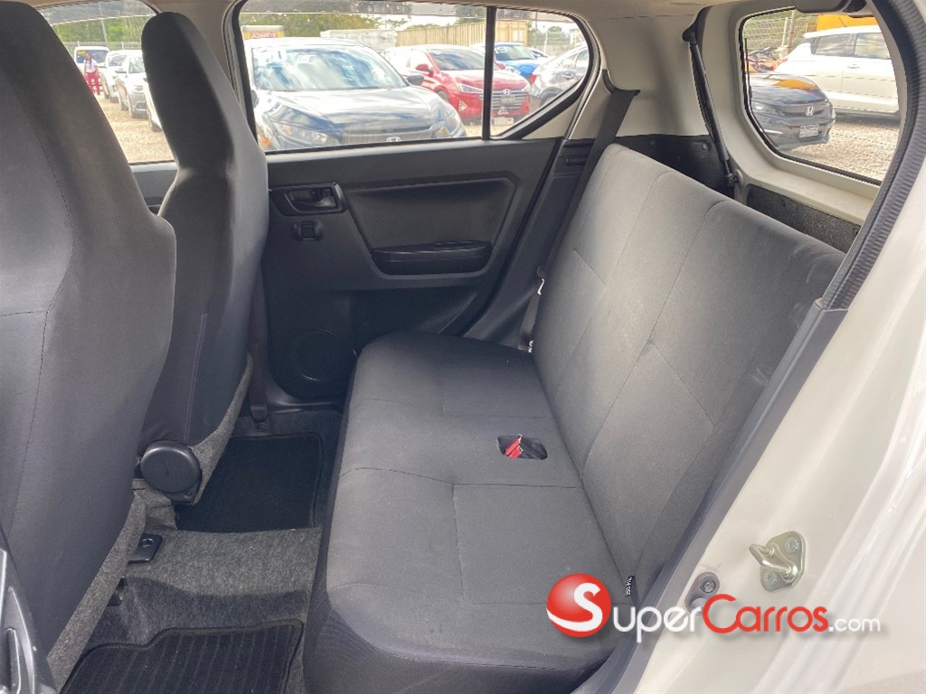 2021 Daihatsu Mira — foto 9 / 10