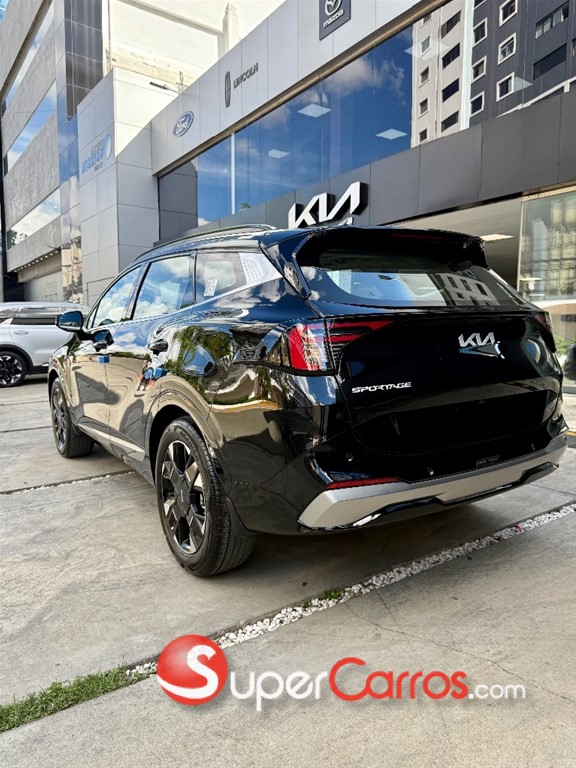 2027 Kia Sportage Luxury — foto 4 / 11