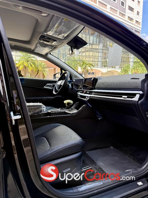 2027 Kia Sportage Luxury — foto 9 / 11