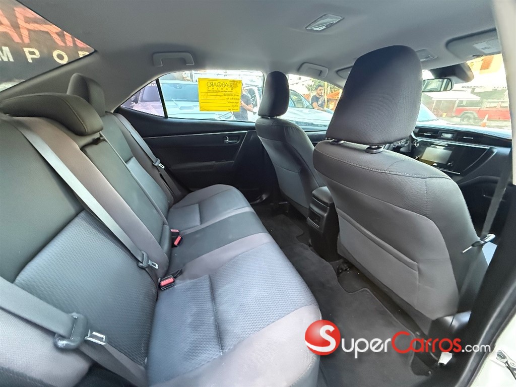 2019 Toyota Corolla LE — foto 12 / 12