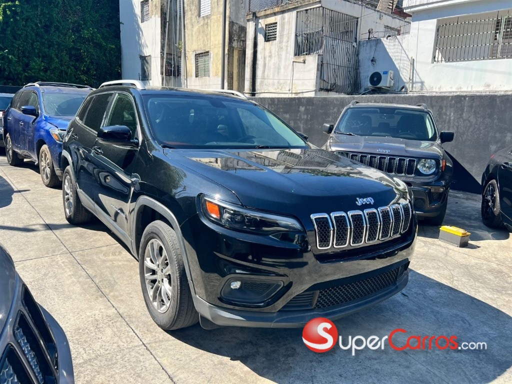 2019 Jeep Cherokee Latitude — foto 1 / 8