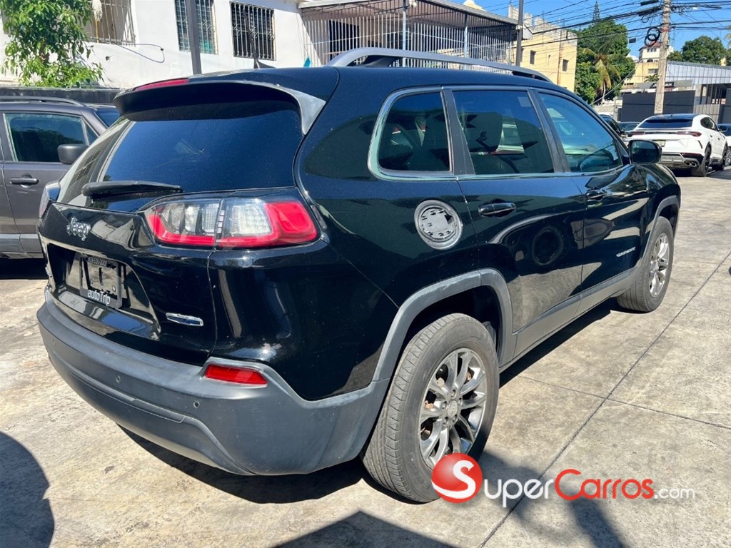 2019 Jeep Cherokee Latitude — foto 3 / 8