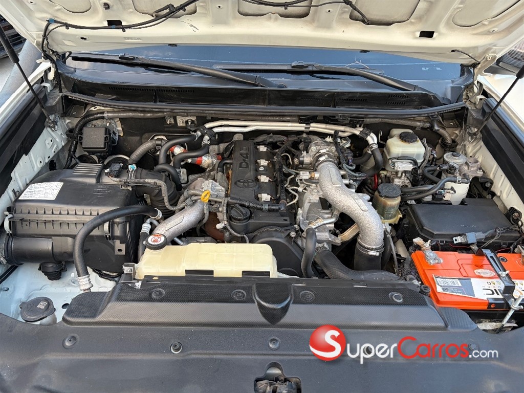 2017 Toyota Land Cruiser Prado TXL — foto 10 / 10
