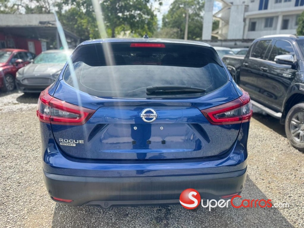 2020 Nissan Rogue Sport — foto 6 / 11