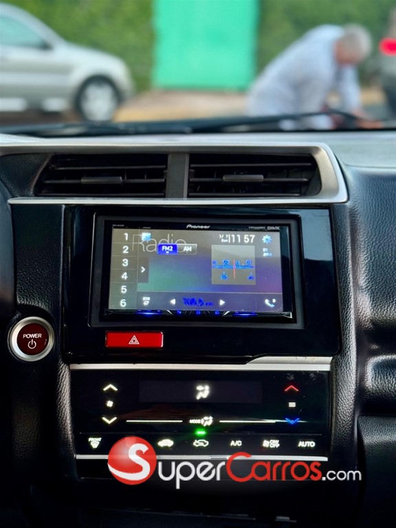 2017 Honda Fit — foto 8 / 11