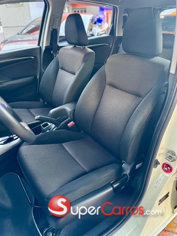 2017 Honda Fit — foto 10 / 11