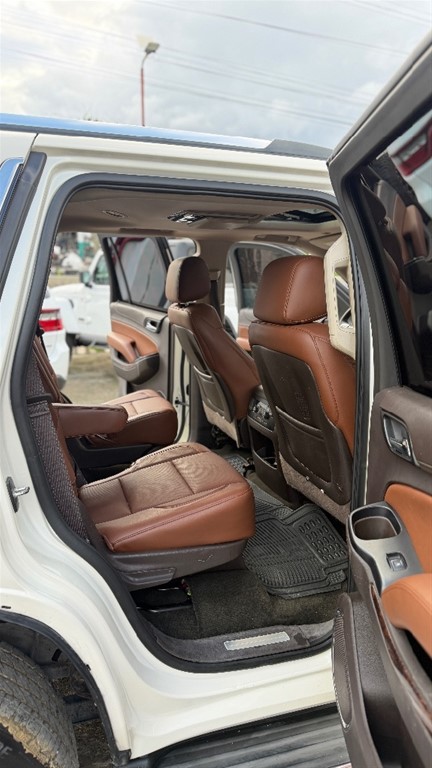 2015 Chevrolet Tahoe LTZ — foto 6 / 12