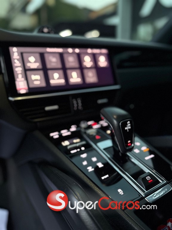 2021 Porsche Cayenne — foto 9 / 12