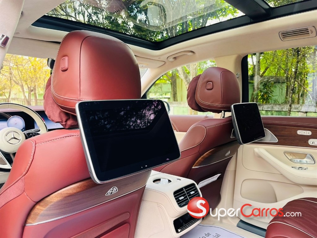 2026 Mercedes-Benz Clase GLS 600 Maybach — foto 10 / 12