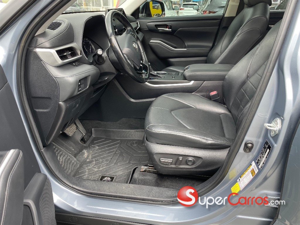 2020 Toyota Highlander XLE — foto 8 / 11