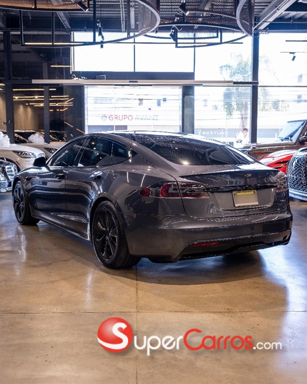 2021 Tesla Model S Plaid — foto 3 / 10