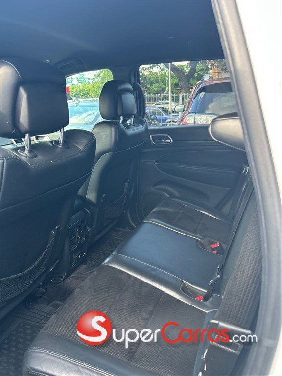 2018 Jeep Grand Cherokee Laredo — foto 5 / 8