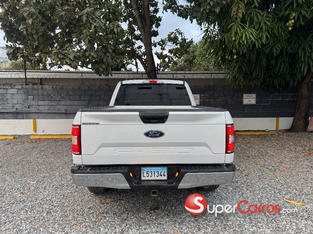 2018 Ford F 150 XL — foto 6 / 12