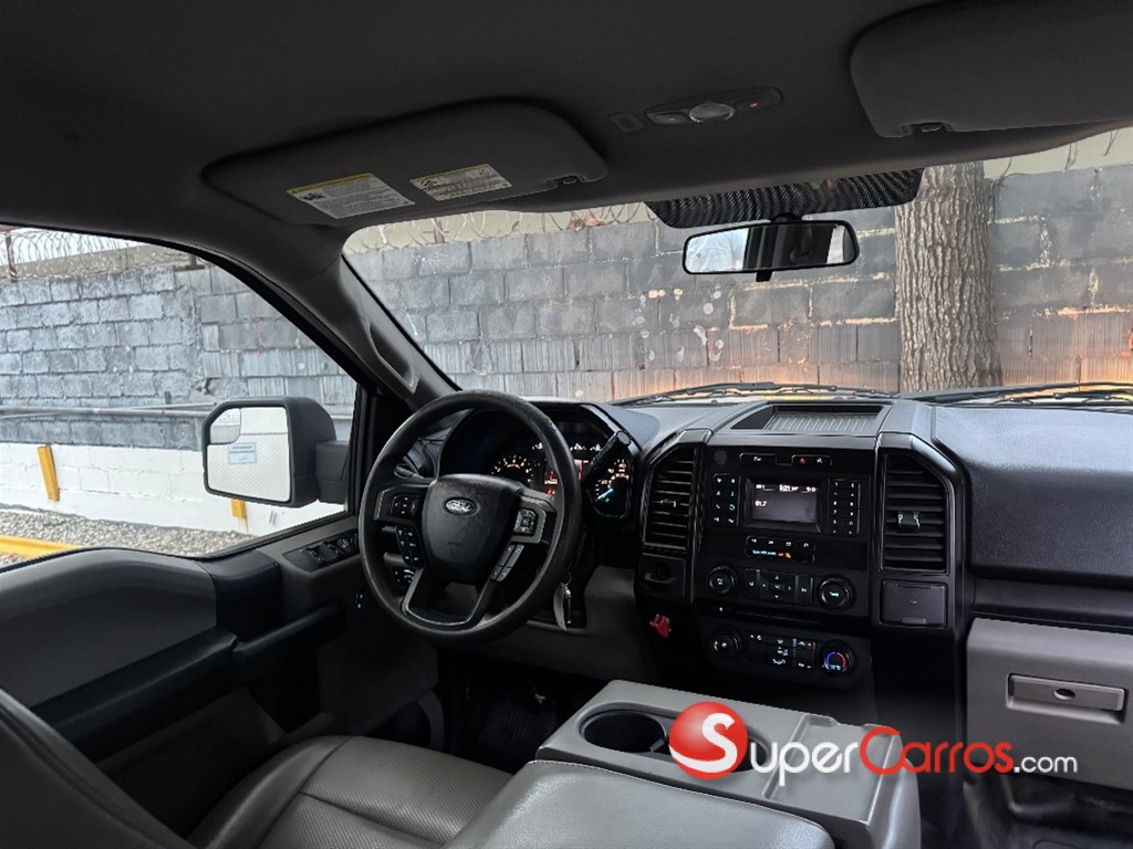 2018 Ford F 150 XL — foto 9 / 12