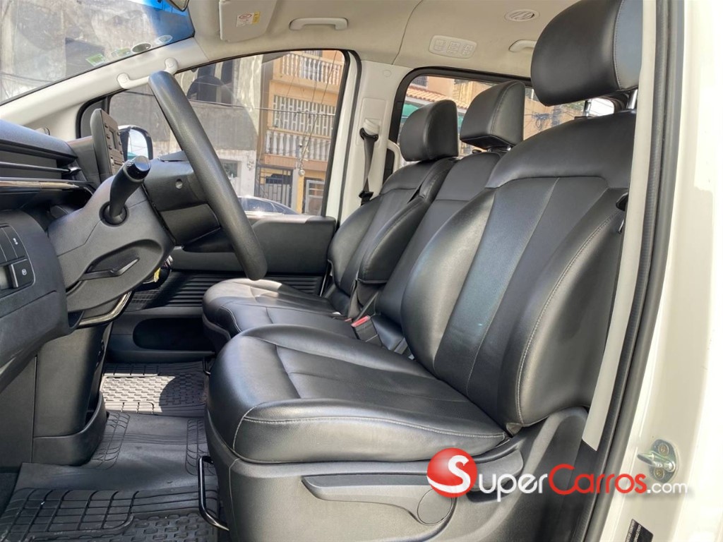 2022 Hyundai Staria — foto 7 / 12