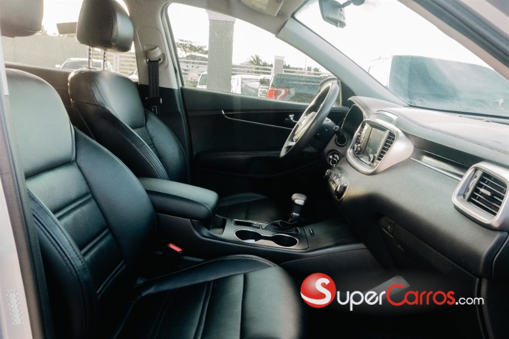 2019 Kia Sorento — foto 4 / 12