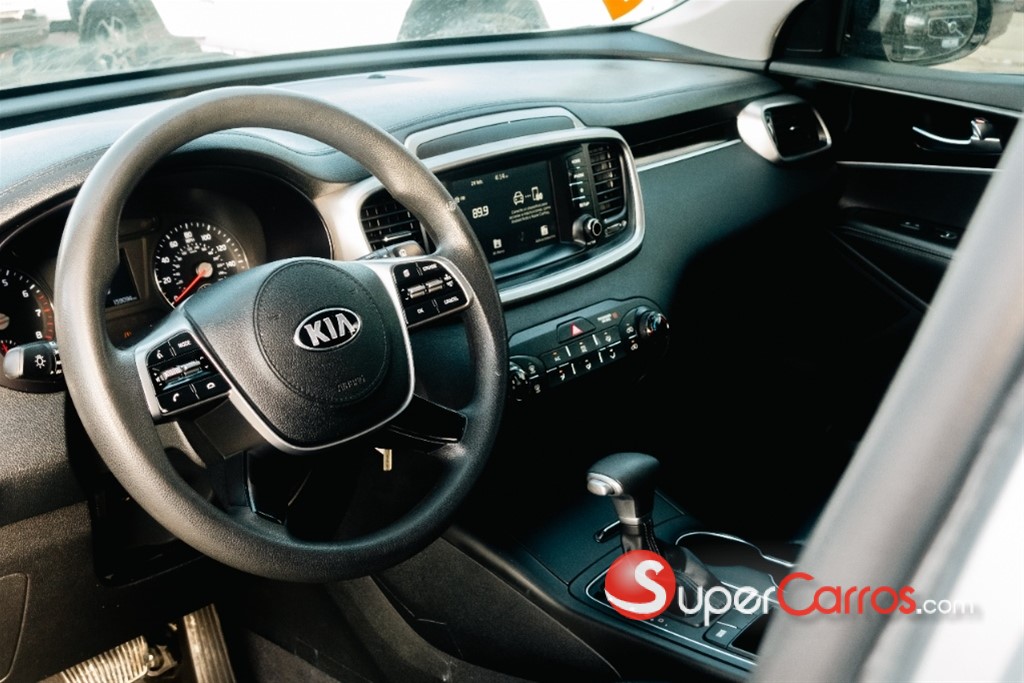 2019 Kia Sorento — foto 10 / 12