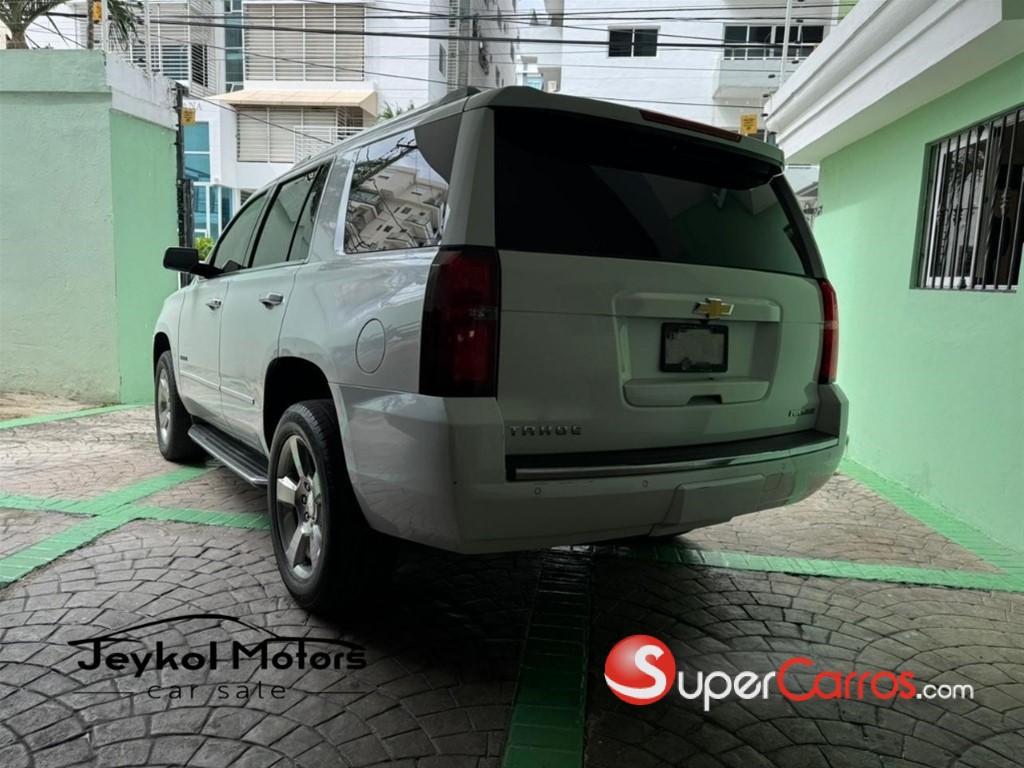 2019 Chevrolet Tahoe Premier — foto 8 / 11