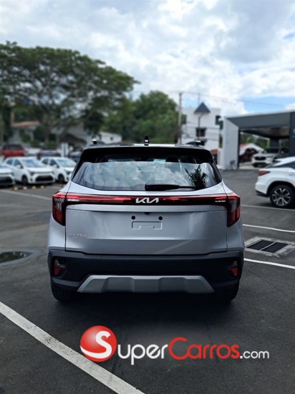 2027 Kia Seltos — foto 5 / 10