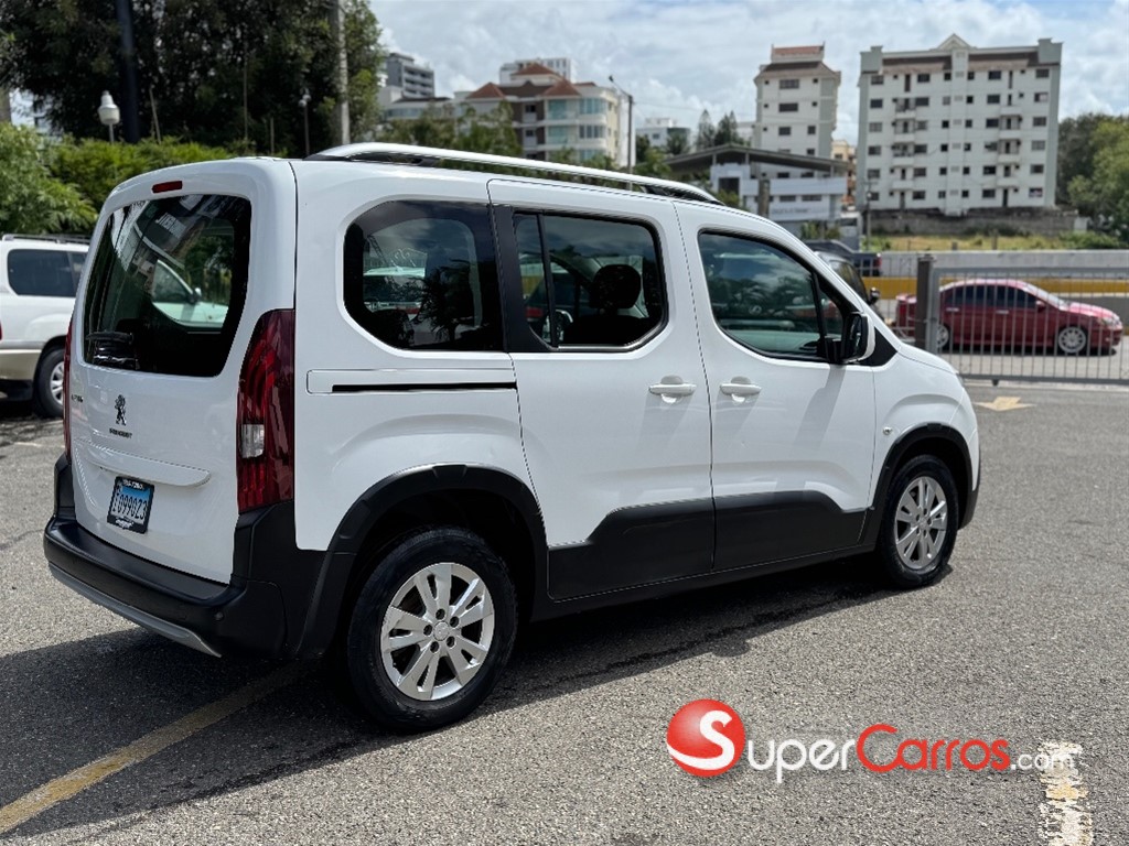 2021 Peugeot Rifter — foto 3 / 8