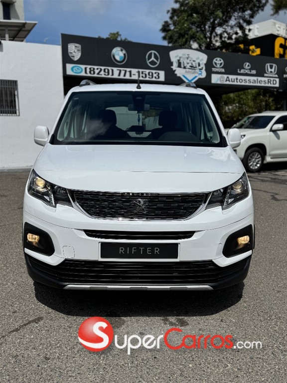 2021 Peugeot Rifter — foto 4 / 8