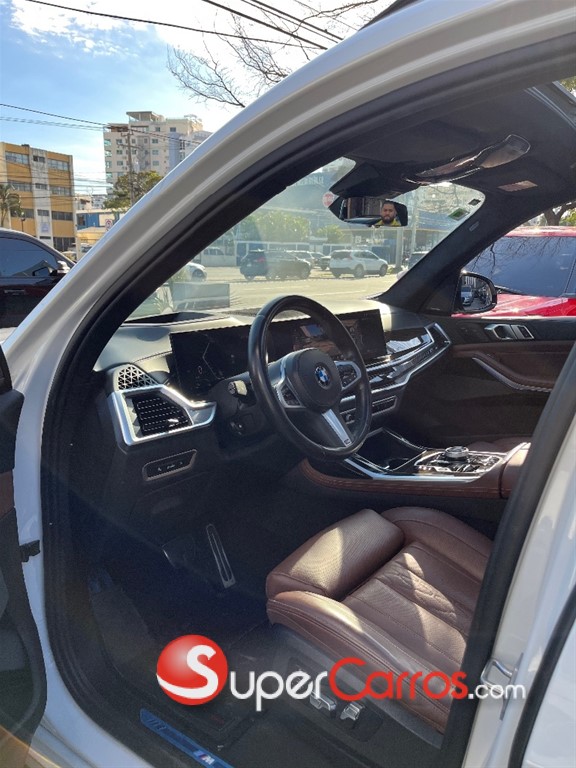 2024 BMW X 7 xDrive 40d Premium — foto 9 / 12