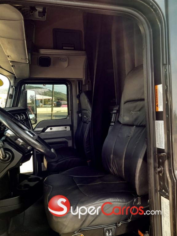 2019 Mack Anthem — foto 8 / 10