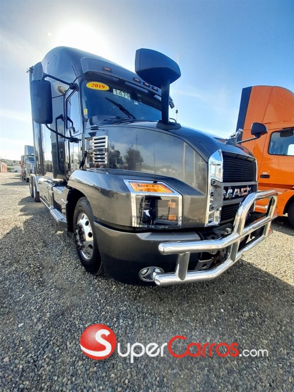 2019 Mack Anthem — foto 10 / 10