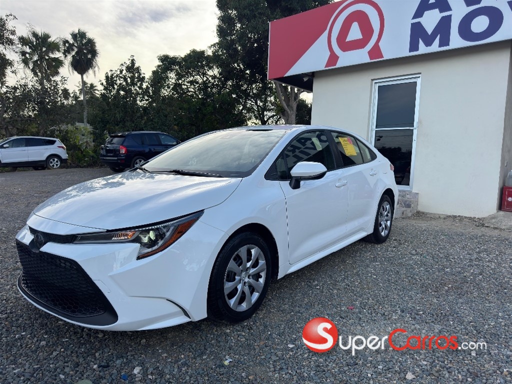 2020 Toyota Corolla LE — foto 2 / 10