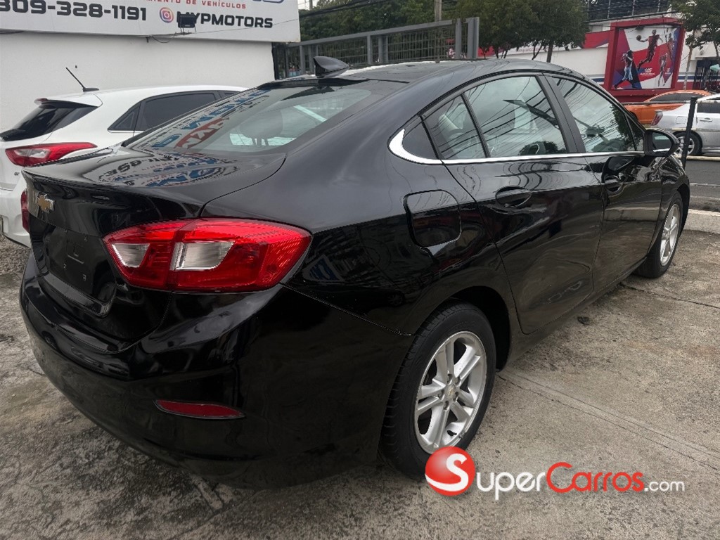 2017 Chevrolet Cruze LT — foto 6 / 7