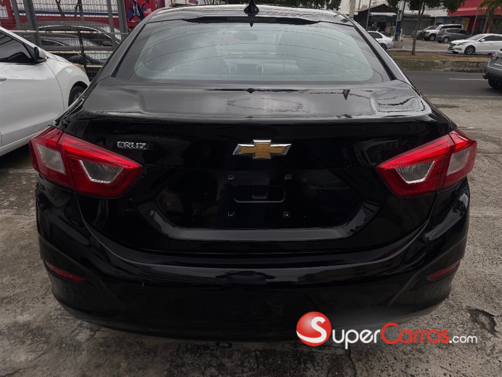 2017 Chevrolet Cruze LT — foto 7 / 7