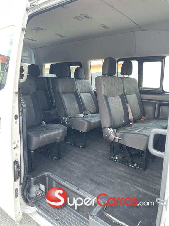 2023 Nissan Urvan — foto 9 / 12