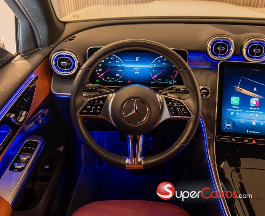 2025 Mercedes-Benz Clase GLC 200 4MATIC — foto 3 / 12