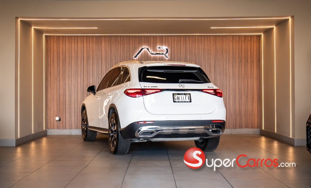 2025 Mercedes-Benz Clase GLC 200 4MATIC — foto 6 / 12