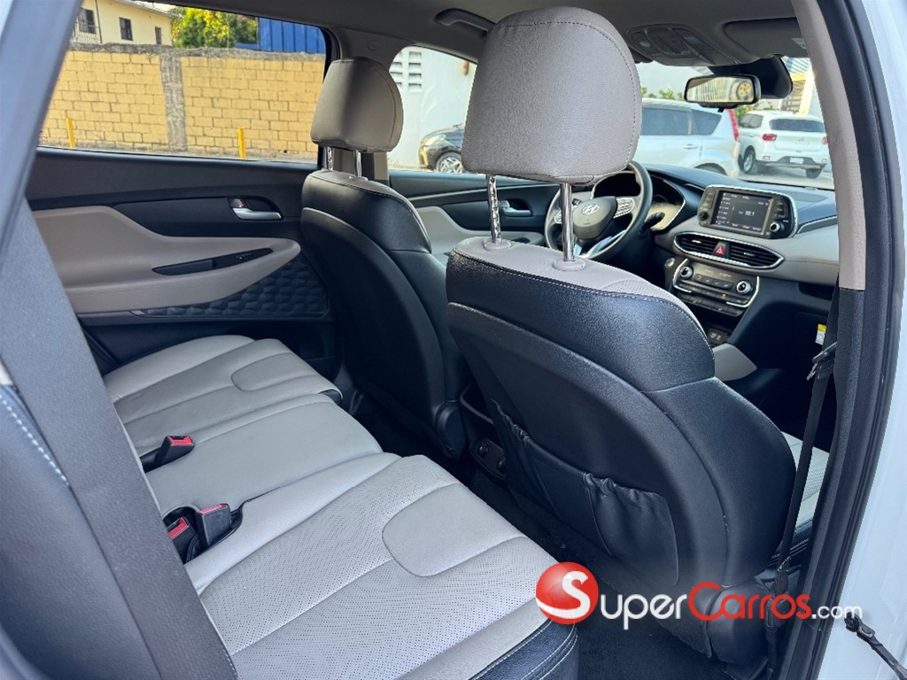 2020 Hyundai Santa Fe SEL — foto 11 / 12
