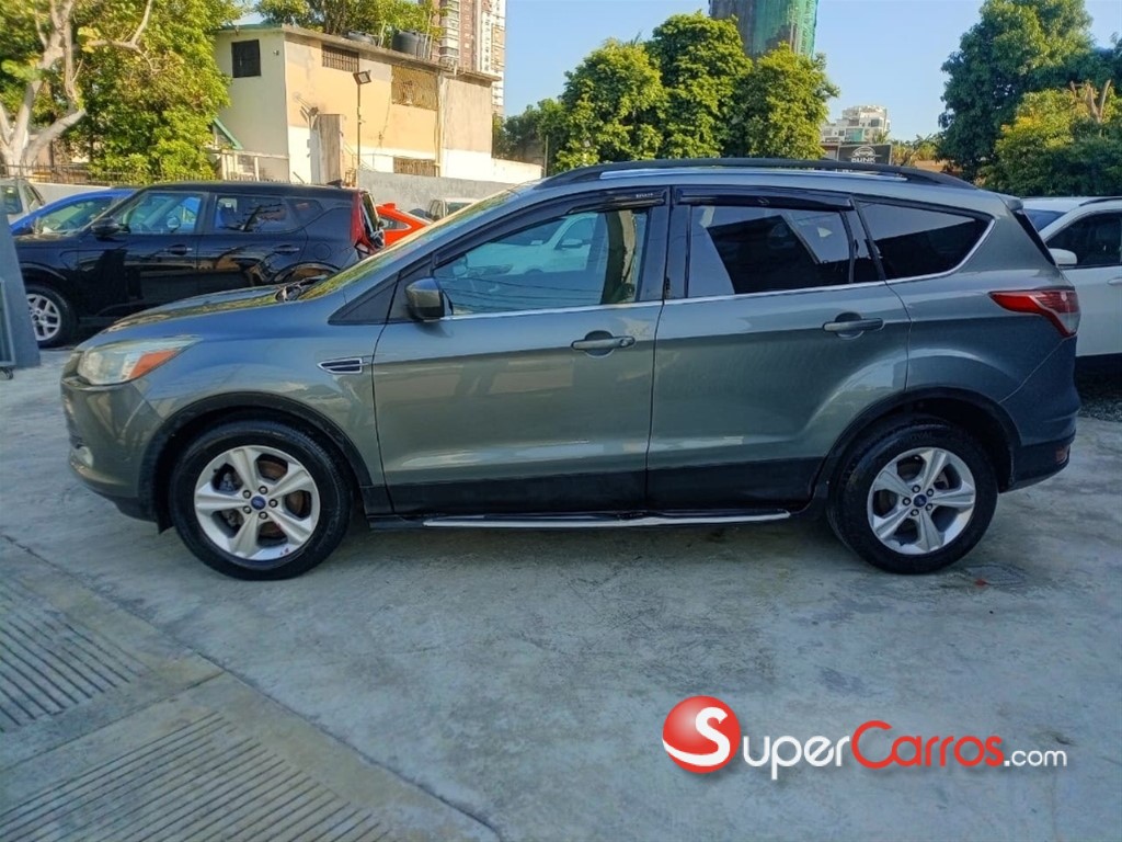 2014 Ford Escape SEL — foto 4 / 12