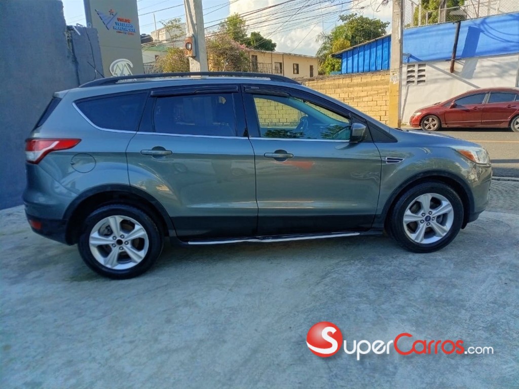 2014 Ford Escape SEL — foto 6 / 12