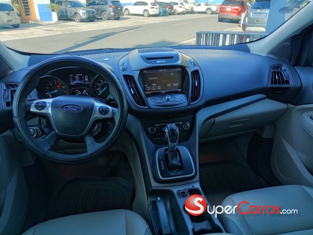 2014 Ford Escape SEL — foto 11 / 12