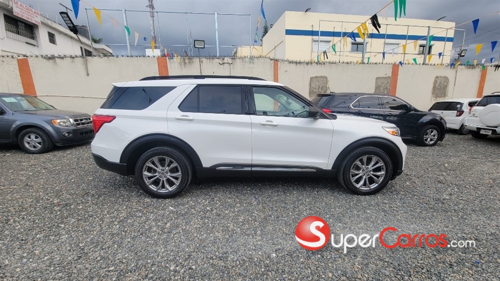 2020 Ford Explorer XLT ECOBOOST — foto 11 / 12