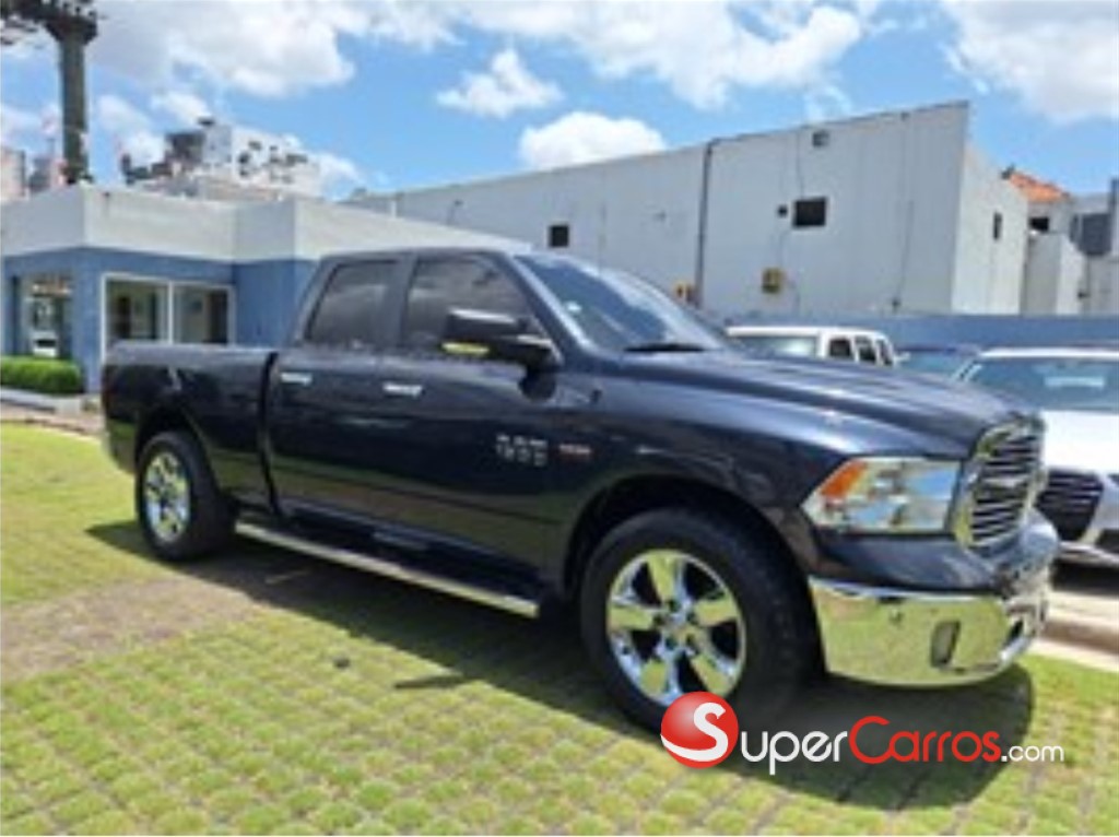 2017 Dodge Ram 1500 — foto 4 / 6