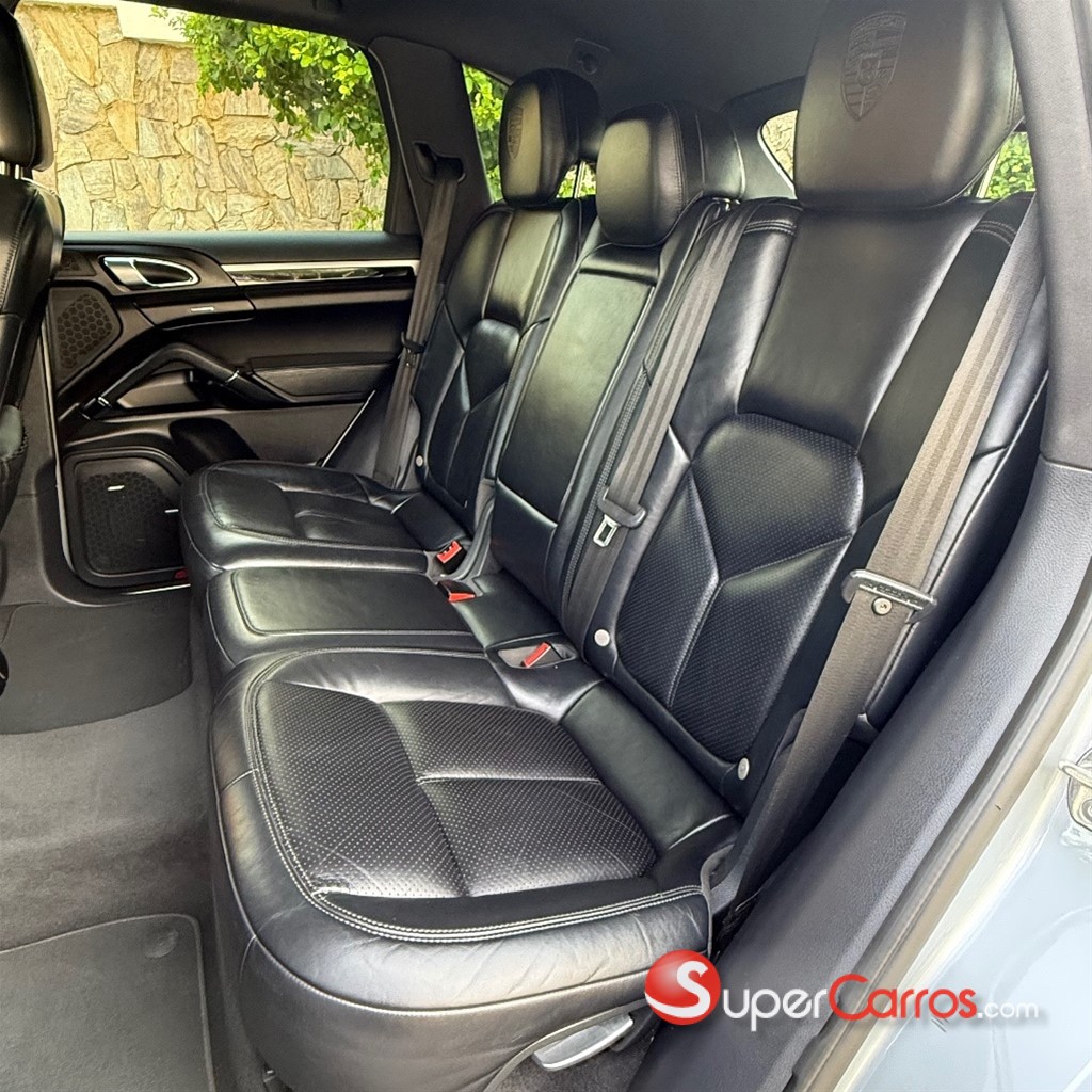 2018 Porsche Cayenne Coupe Platinum — foto 6 / 12
